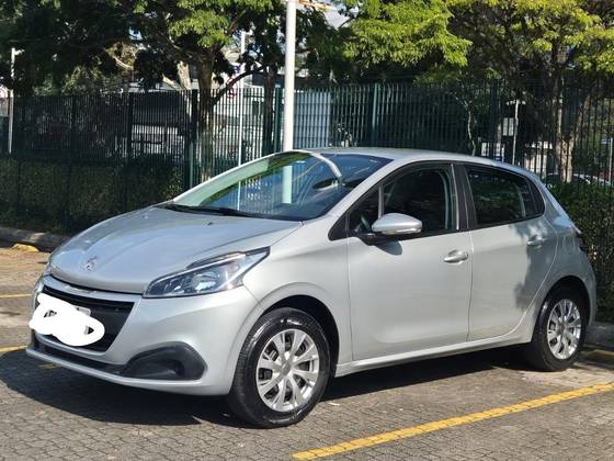 PEUGEOT 208 1.2 ACTIVE PACK 12V FLEX 4P MANUAL PEUGEOT 208 1.2 ACTIVE PACK 12V FLEX 4P MANUAL